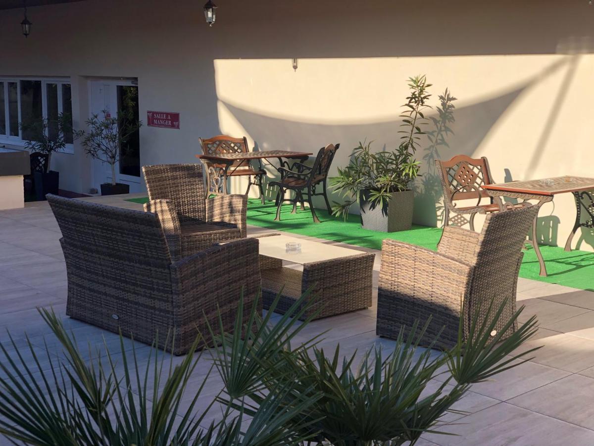 The Originals Boutique, Hotel Clos Sainte Marie, Невер Екстериор снимка