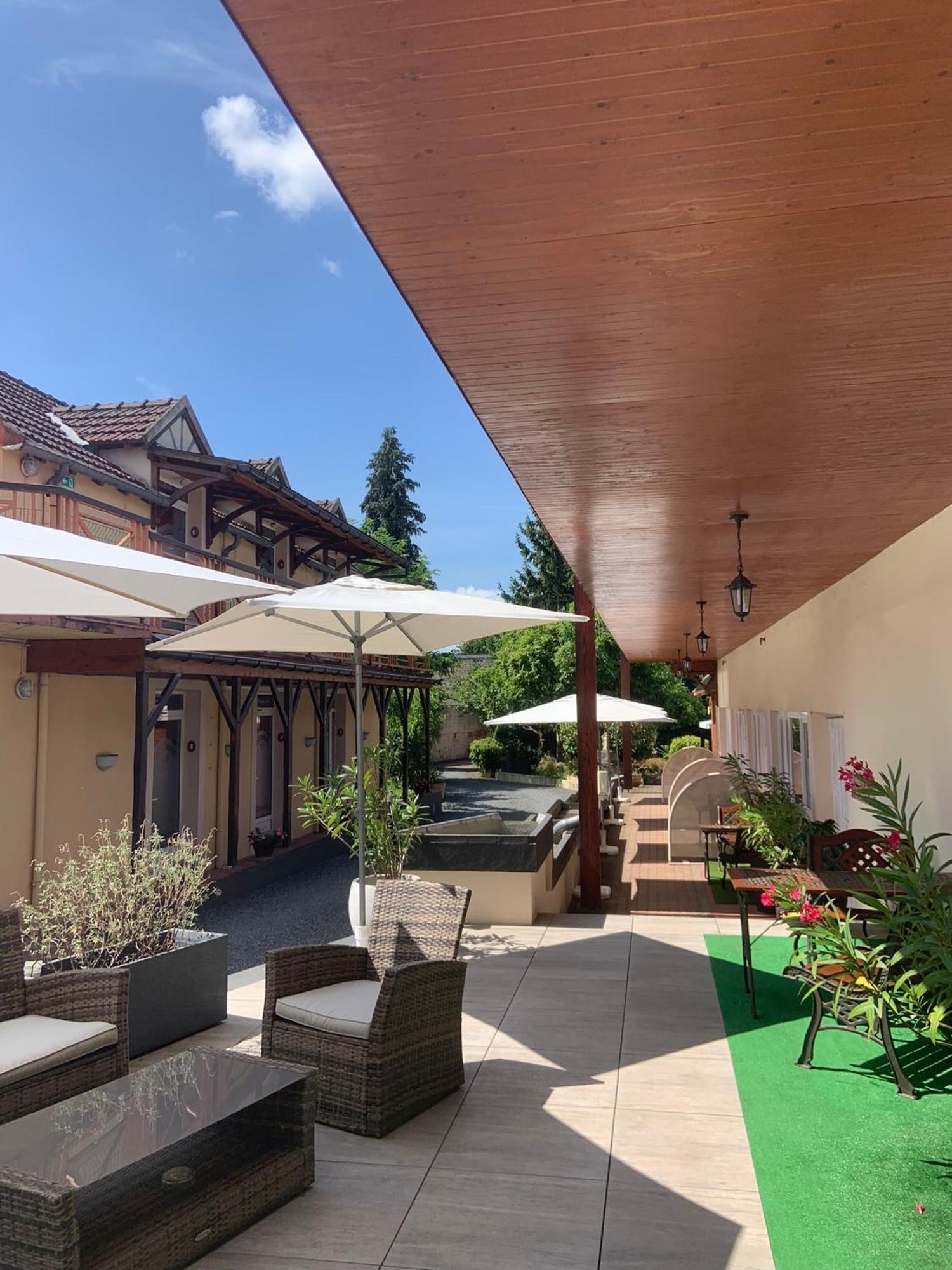 The Originals Boutique, Hotel Clos Sainte Marie, Невер Екстериор снимка