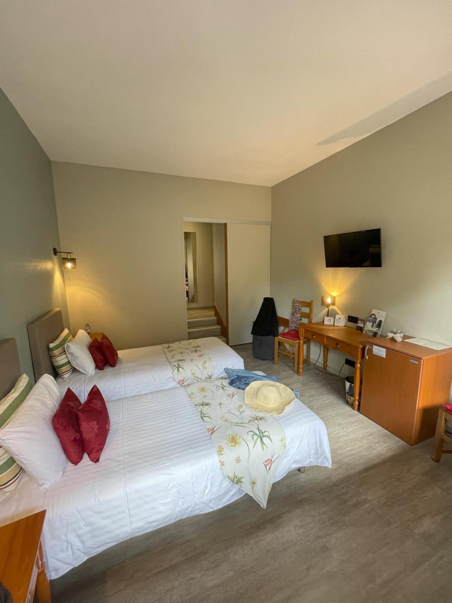 The Originals Boutique, Hotel Clos Sainte Marie, Невер Екстериор снимка