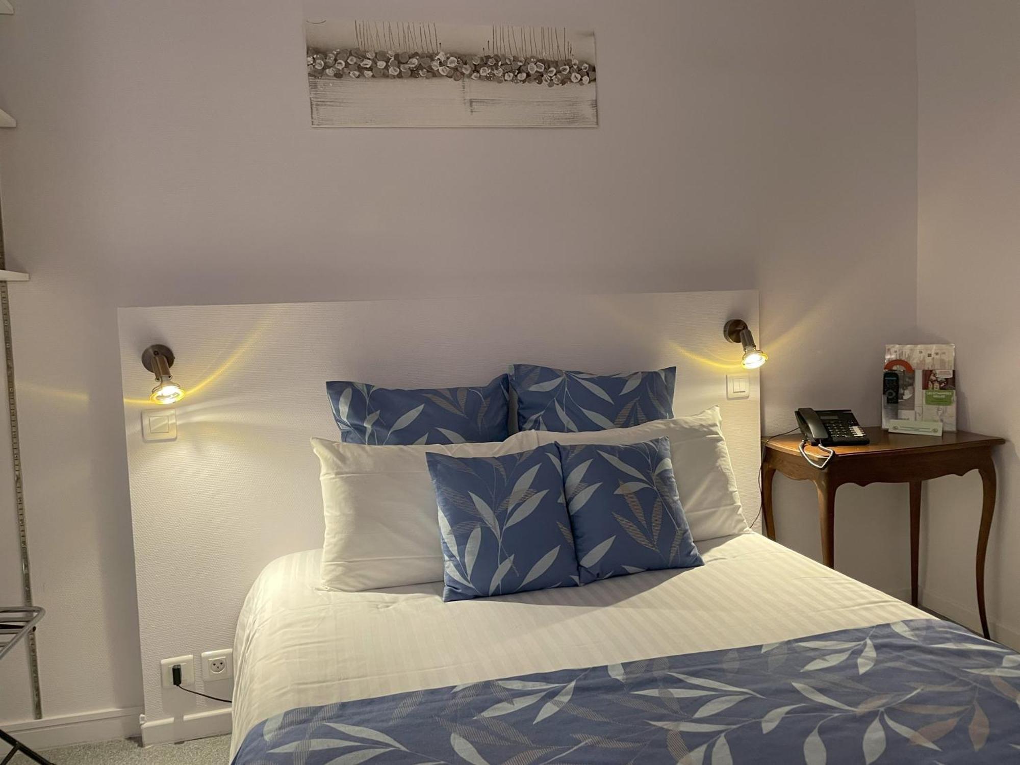 The Originals Boutique, Hotel Clos Sainte Marie, Невер Екстериор снимка